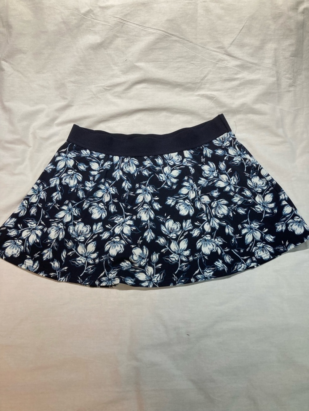 Tommy Bahama Everyday Active Skort, Women’s size XL, NWT!